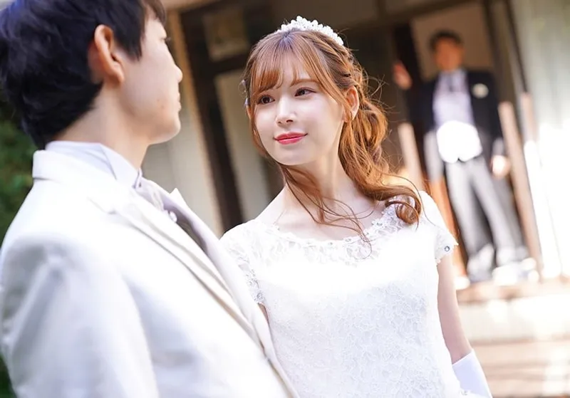 Bố người chồng làm tình người yêu của con trai ngay sau lễ cưới của con trai