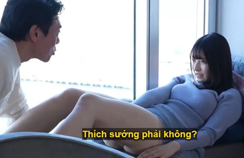 Sự gặp gỡ giữa ông chú với cô diễn viên trẻ mới chân ướt chân ráo trong nhà nghỉ sang trọng.